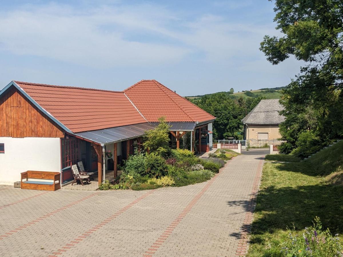 Guest House Magyar Route 66 Szilvásvárad 외부 사진
